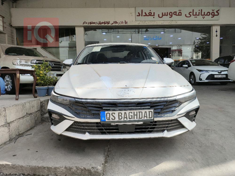 هیوندای ئەلەنترا